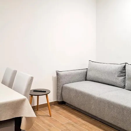 Appartement Lovely In With Wifi
